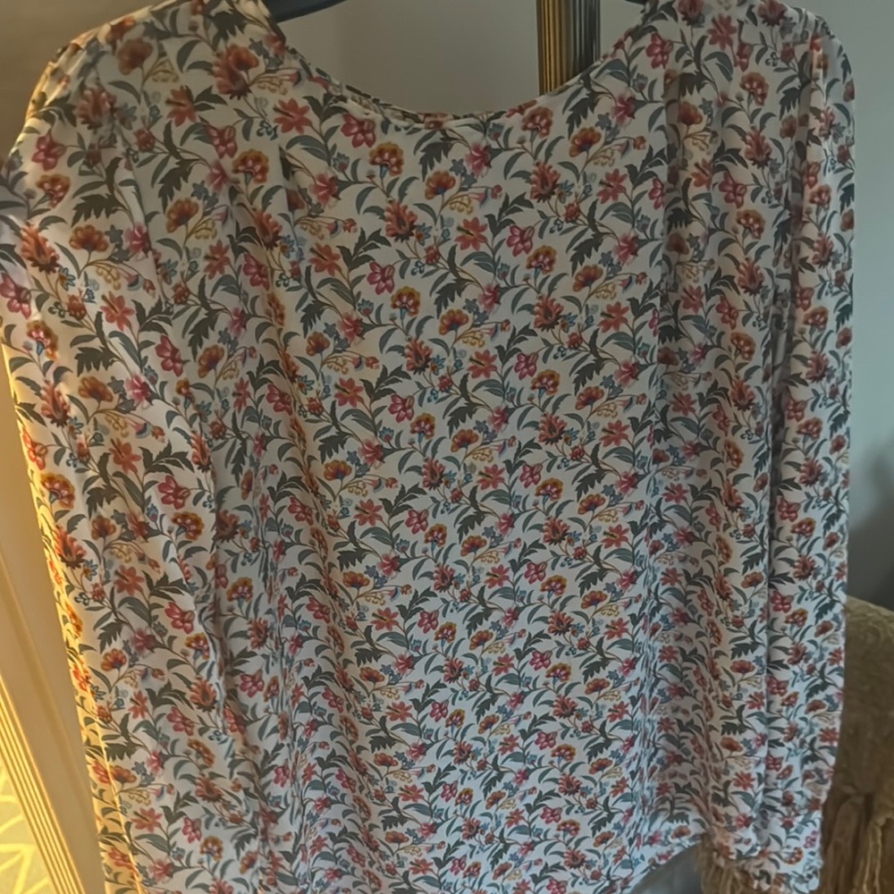 Ann Taylor Loft Floral Long Sleeve Blouse